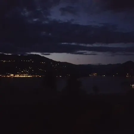 La Terrazza Sul Maggiore Lejlighed *